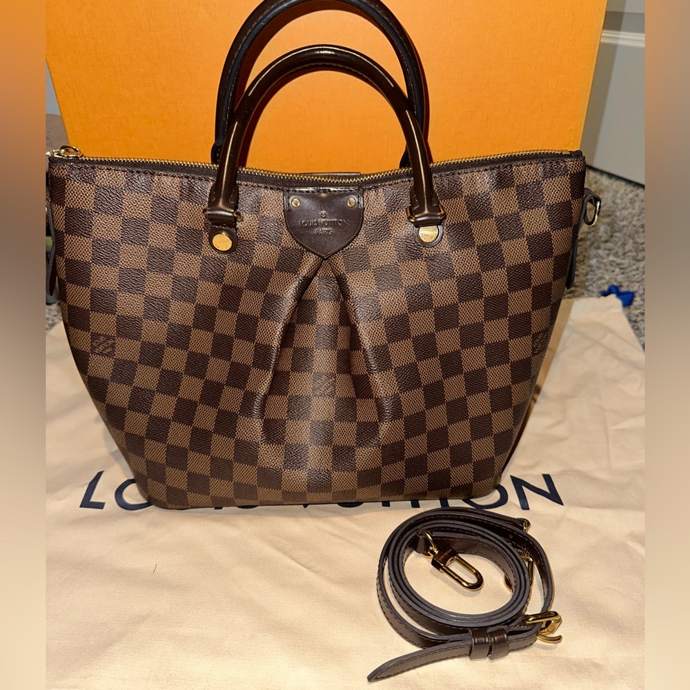 Louis Vuitton Siena MM handbag